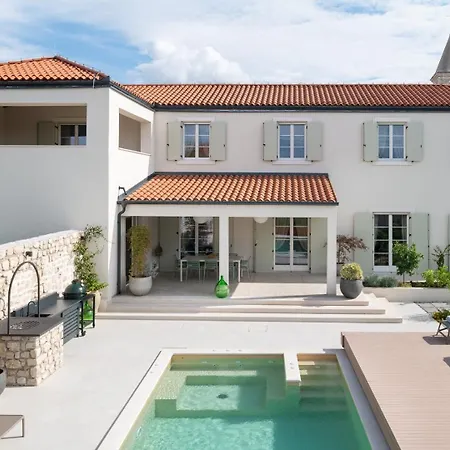 Vila Luxury Marca Heated Pool 36m2 Nin