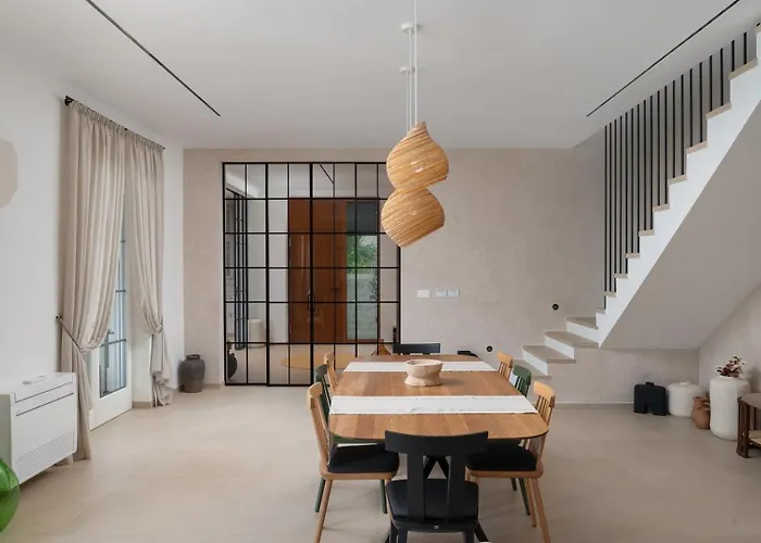 Luxury Marca Heated Pool 36m2