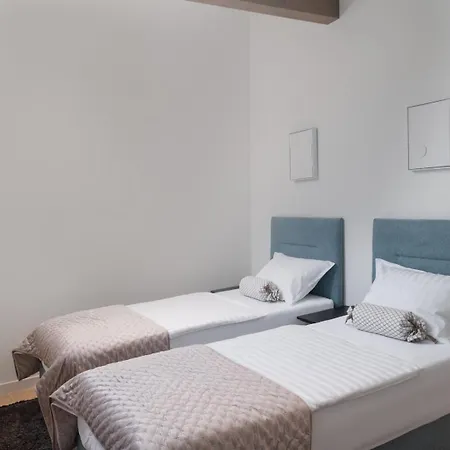 Villa Luxury Marca Heated Pool 36m2 *