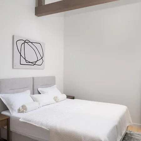 Luxury Marca Heated Pool 36m2