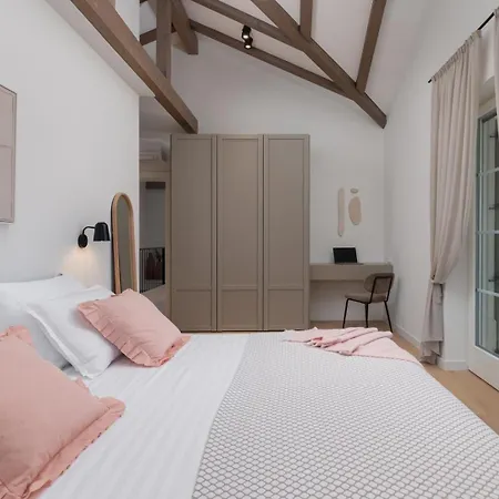 Luxury Marca Heated Pool 36m2 * Nin