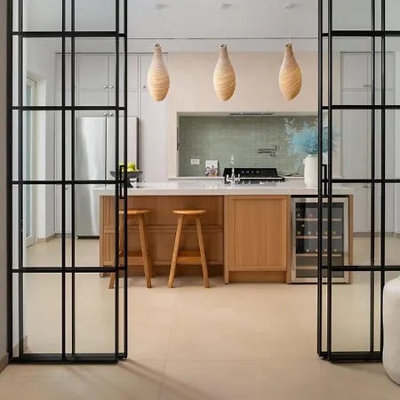 Luxury Marca Heated Pool 36m2 Nin