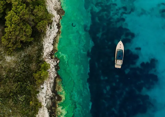 Luxury Marca Heated Pool 36m2 *