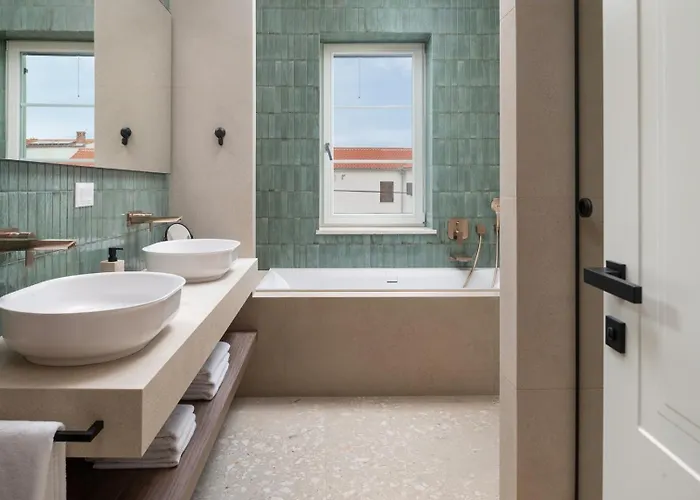 Luxury Marca Heated Pool 36m2 Villa